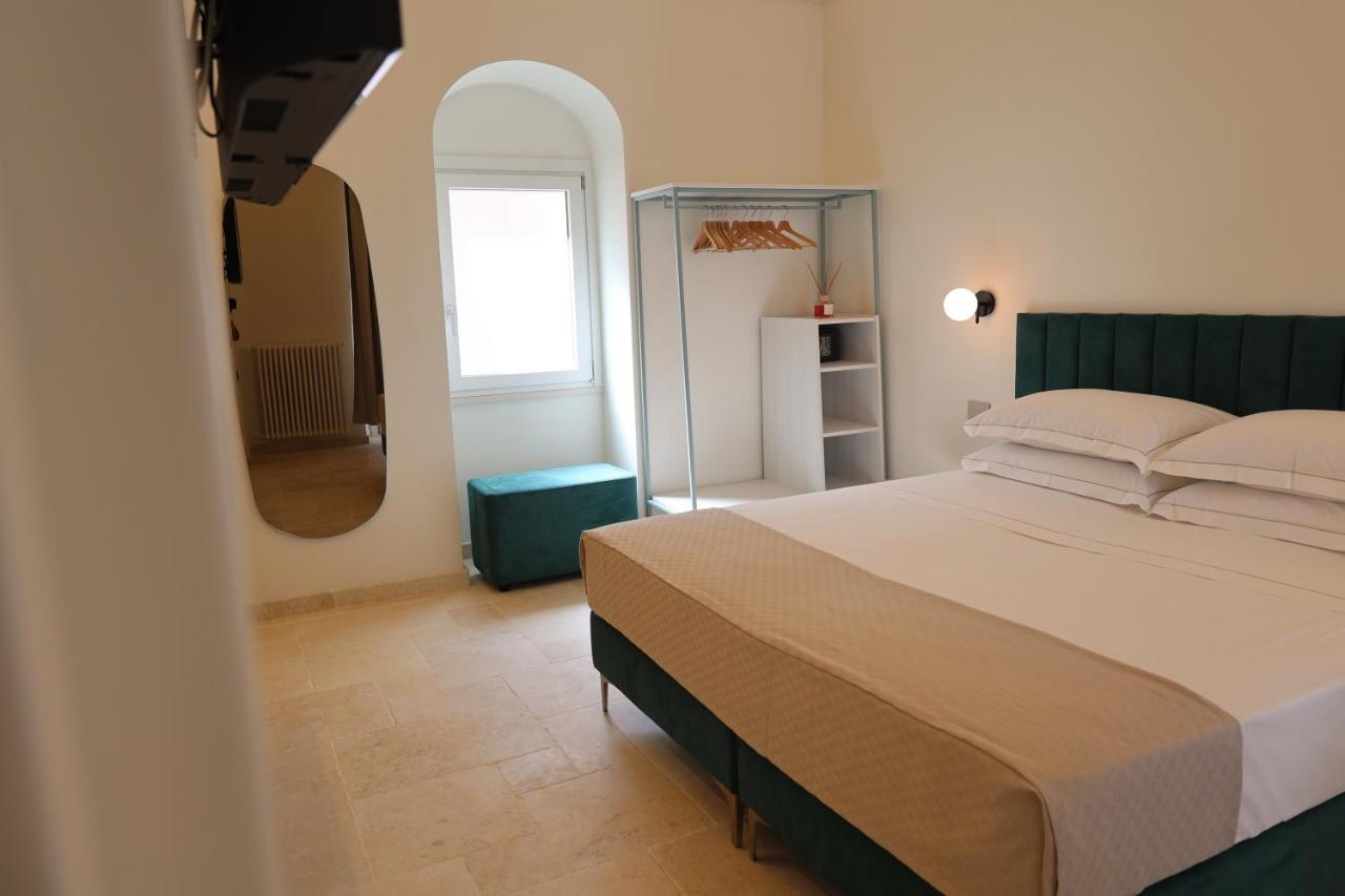 Suites Dimora Garibaldi Peschici Exteriér fotografie
