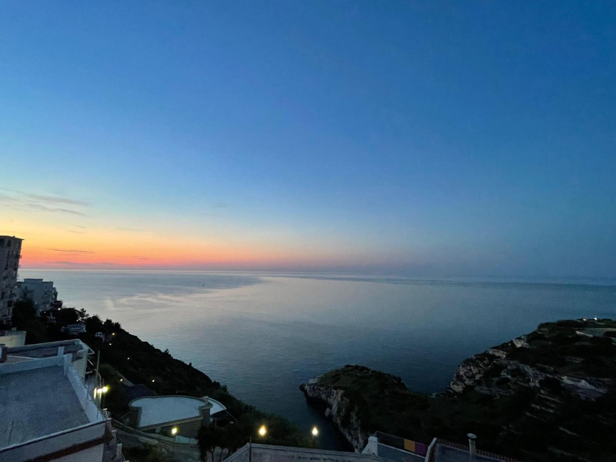 Suites Dimora Garibaldi Peschici Exteriér fotografie
