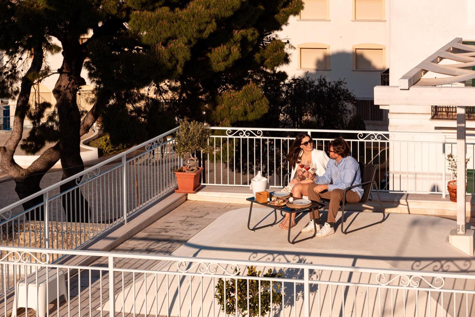 Suites Dimora Garibaldi Peschici Exteriér fotografie